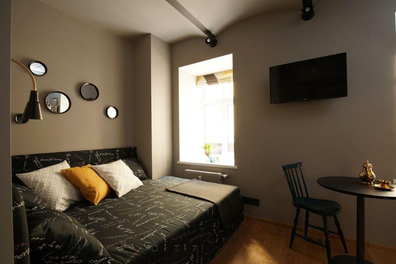 Appartamento New Bohemian Crash Pad In Riga Center Esterno foto
